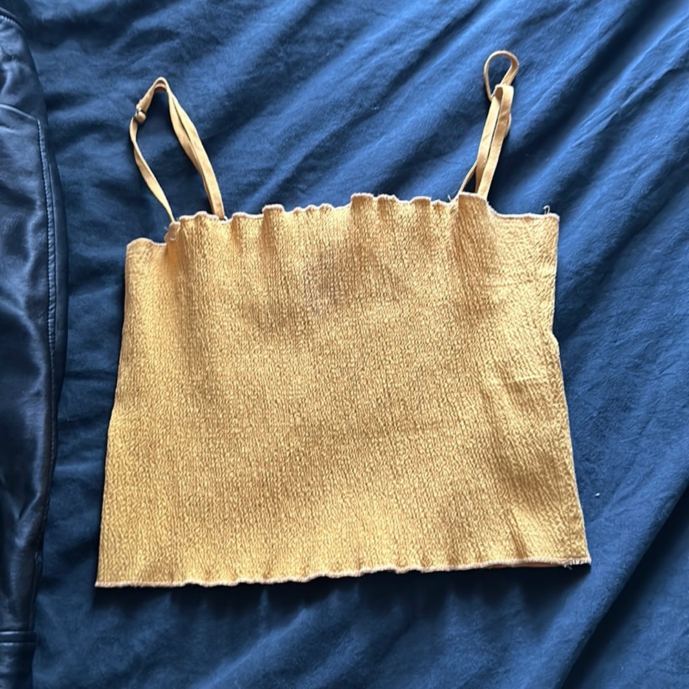 Yellow pacsun crop top L.A. Hearts size small